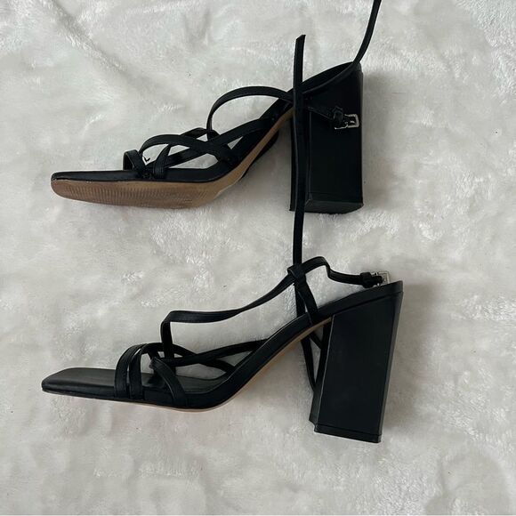 Marc Fisher Womens Mledalyn Black Ankle Strap Heels Size 8 Medium - Picture 4 of 4